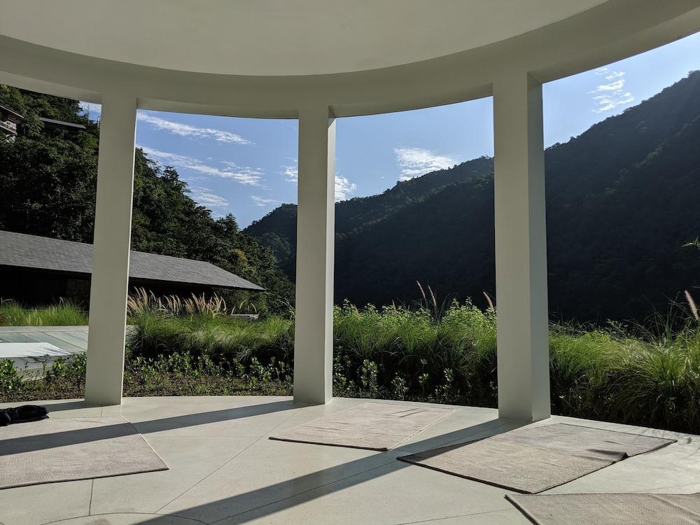 Taj Rishikesh Resort And Spa دهرادون المظهر الخارجي الصورة